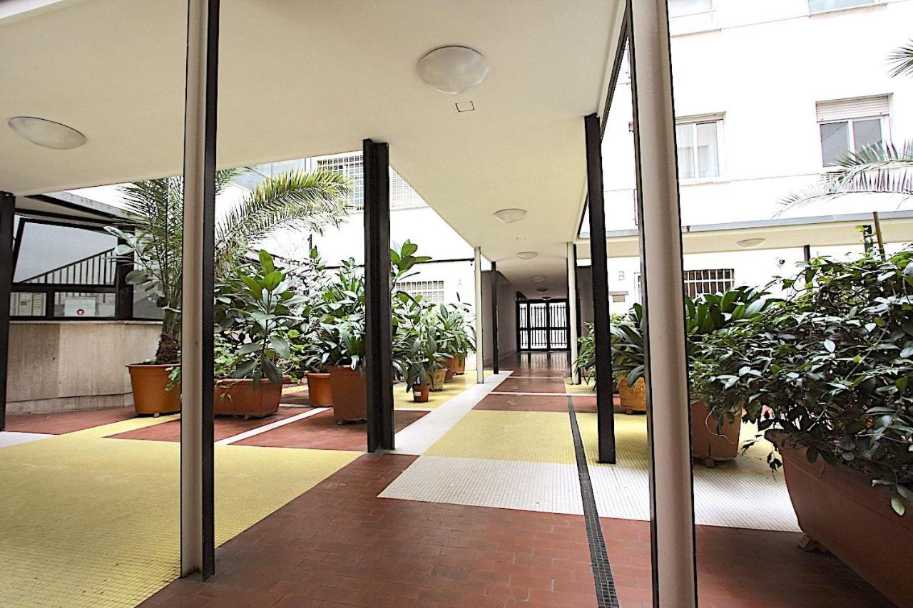 Apartmán Corso Francia 1Br Řím Exteriér fotografie