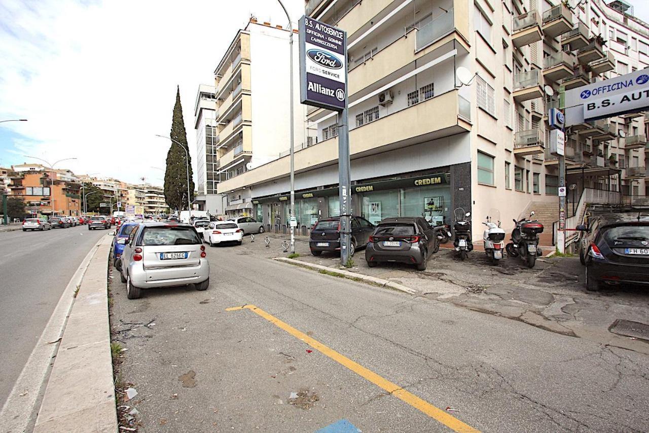 Apartmán Corso Francia 1Br Řím Exteriér fotografie